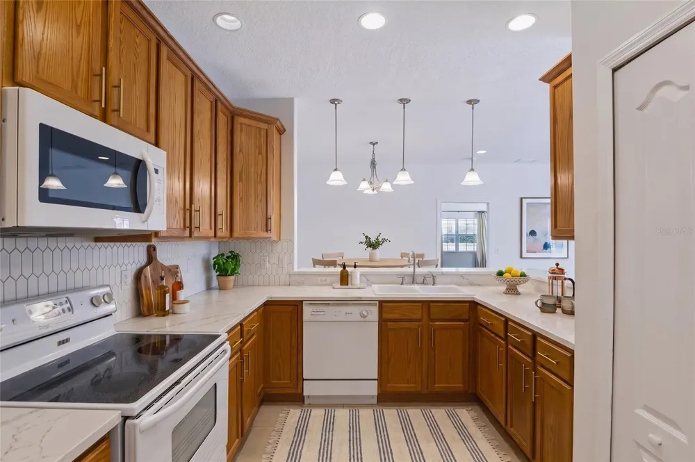 17313 CHATEAU PINE WAY Clermont, FL 34711