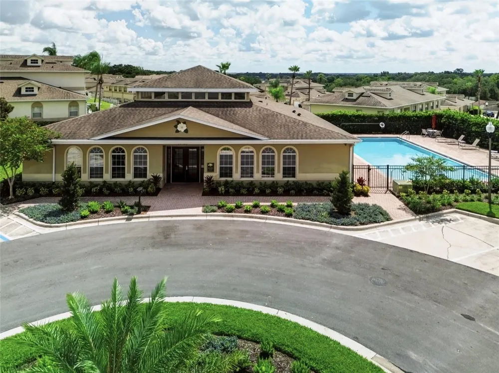 17313 CHATEAU PINE WAY Clermont, FL 34711