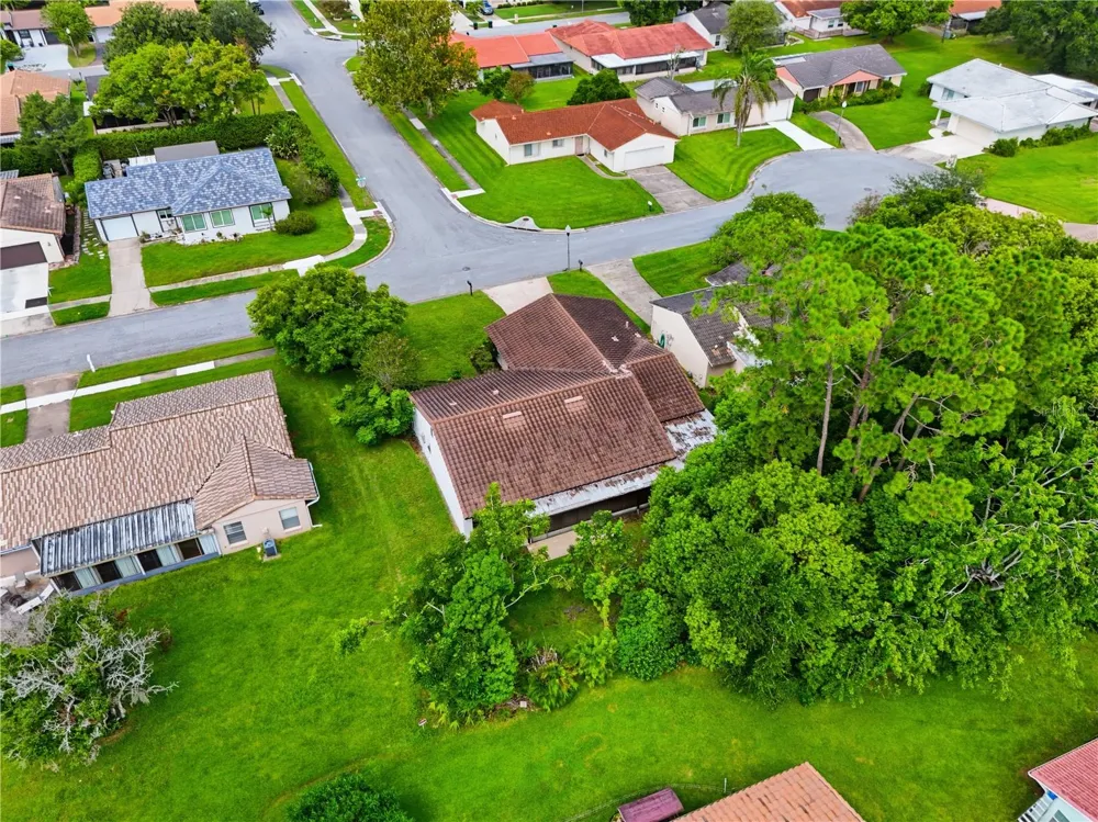 10702 WILLIAM TELL DRIVE Orlando, FL 32821