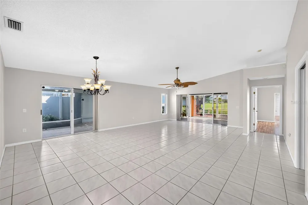 718 BRIGHTSIDE CRESCENT DRIVE #10 Venice, FL 34293