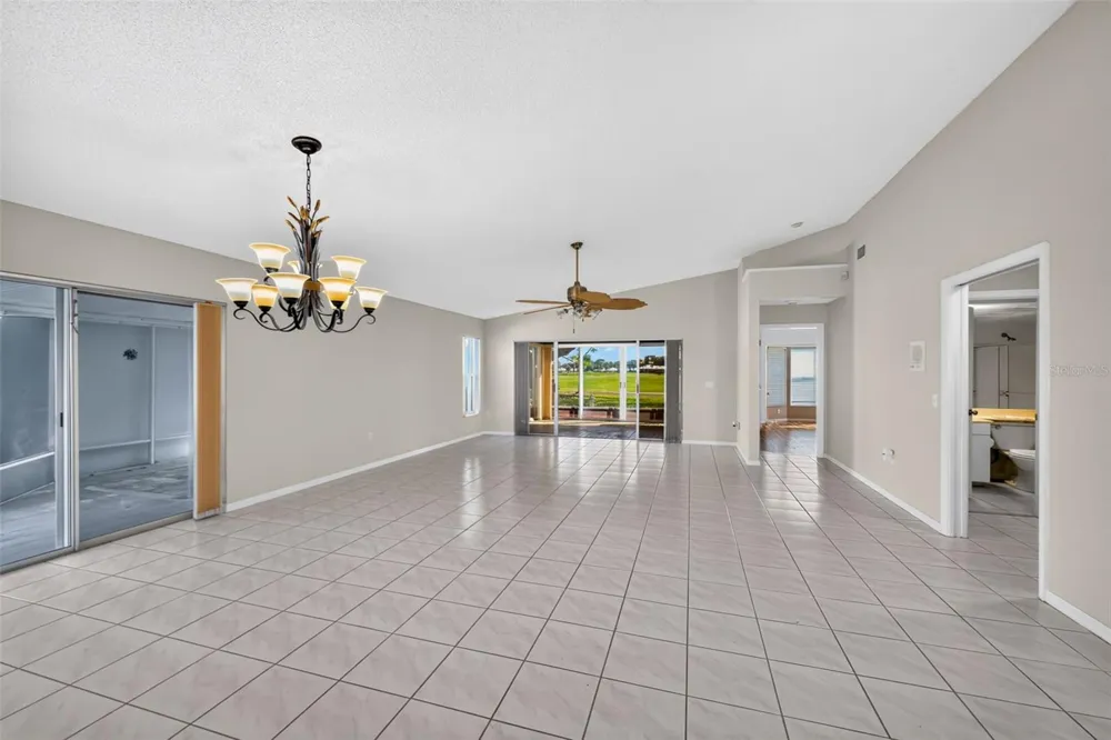 718 BRIGHTSIDE CRESCENT DRIVE #10 Venice, FL 34293
