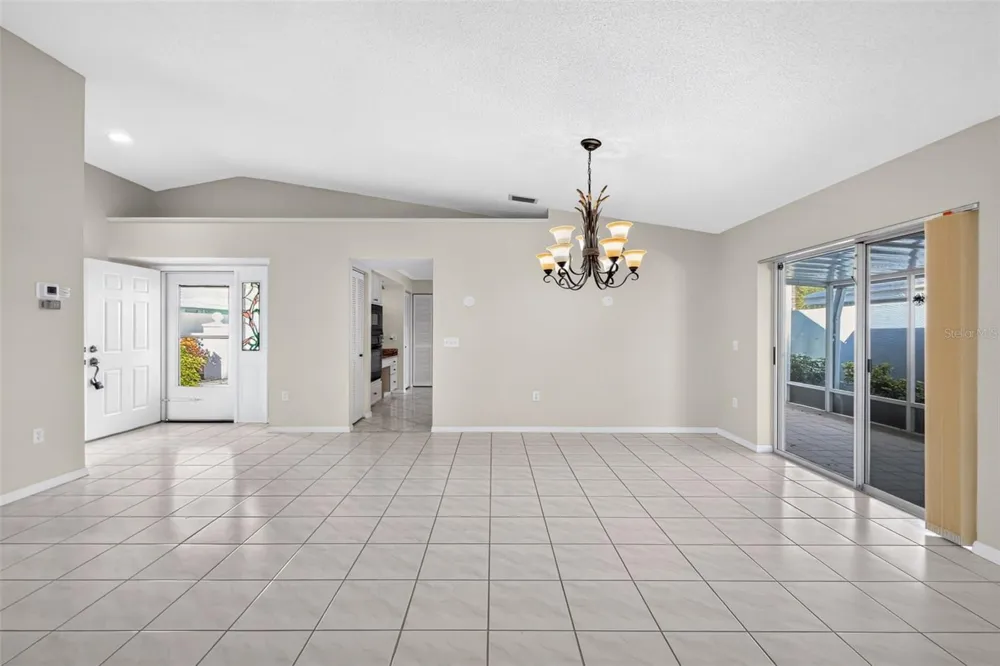 718 BRIGHTSIDE CRESCENT DRIVE #10 Venice, FL 34293