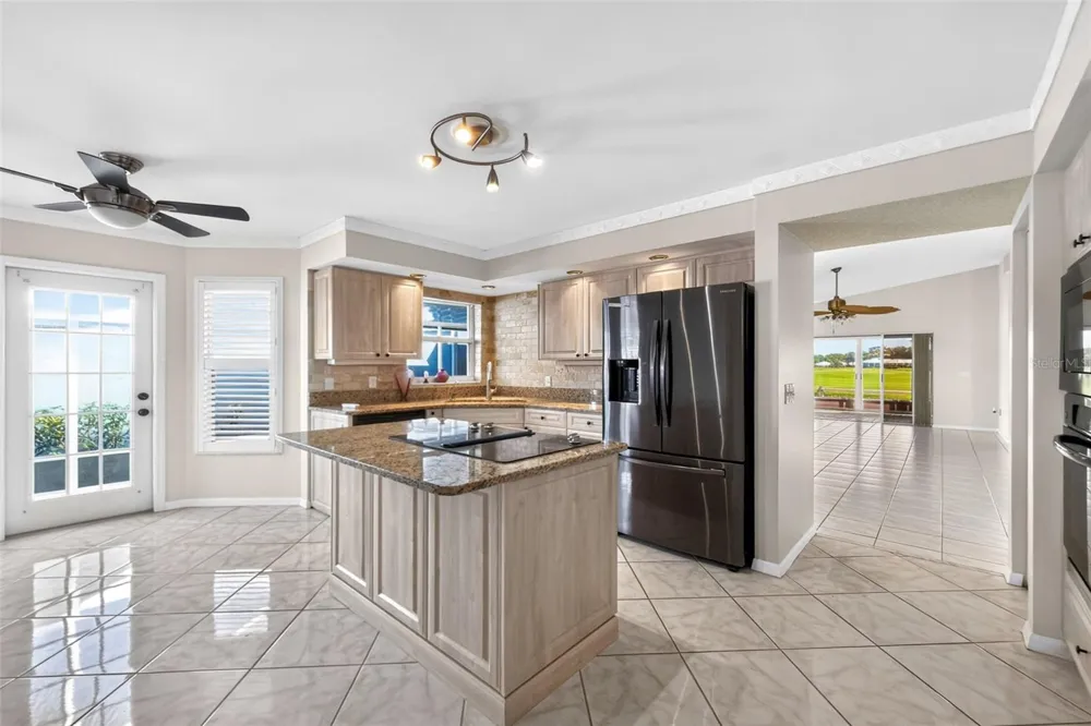 718 BRIGHTSIDE CRESCENT DRIVE #10 Venice, FL 34293