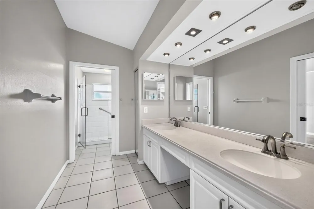 718 BRIGHTSIDE CRESCENT DRIVE #10 Venice, FL 34293