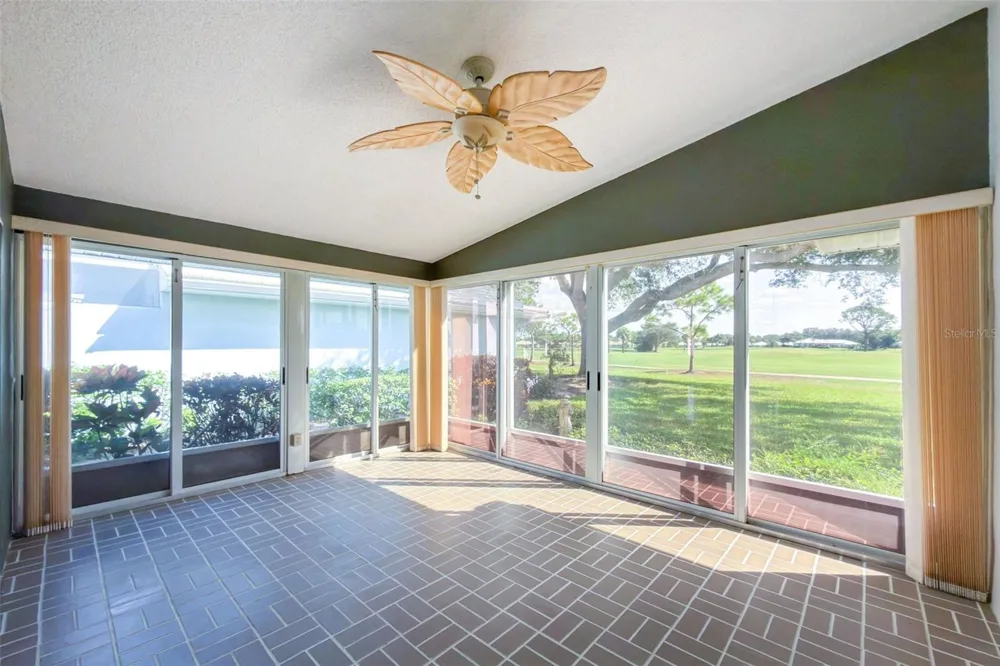 718 BRIGHTSIDE CRESCENT DRIVE #10 Venice, FL 34293