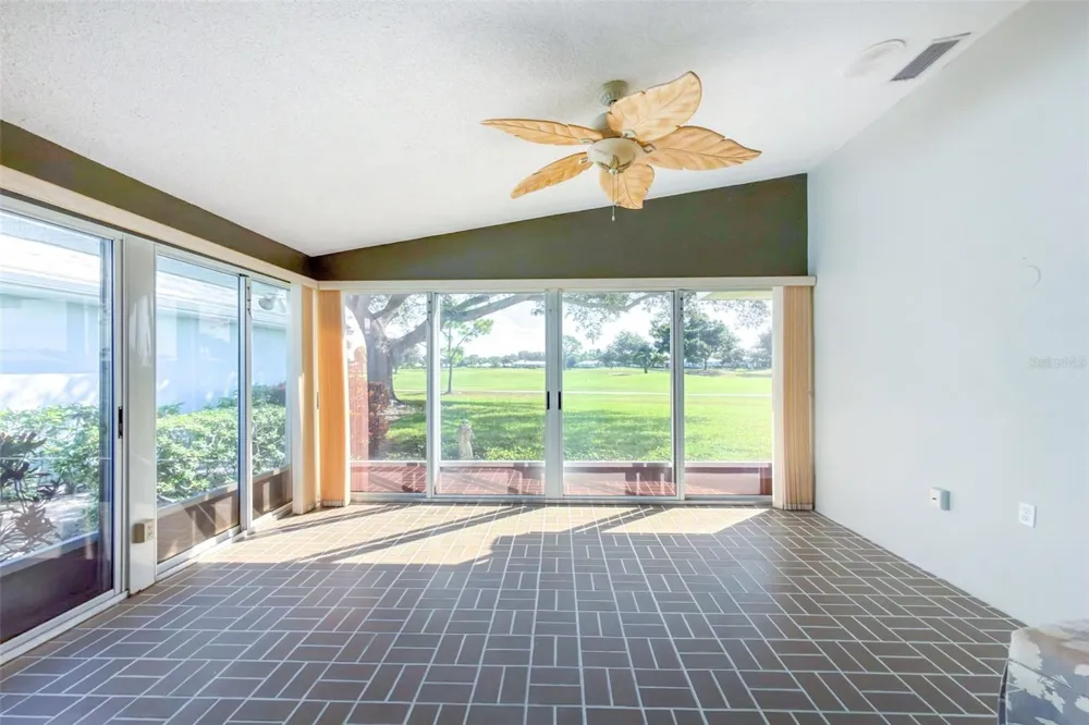 718 BRIGHTSIDE CRESCENT DRIVE #10 Venice, FL 34293