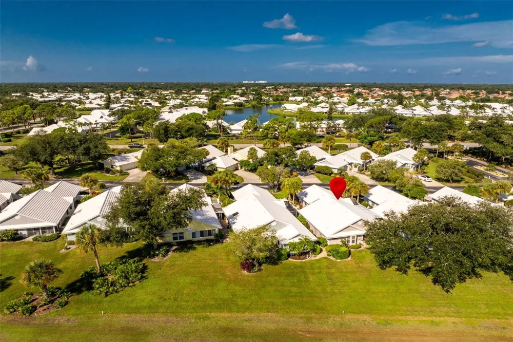 718 BRIGHTSIDE CRESCENT DRIVE #10 Venice, FL 34293