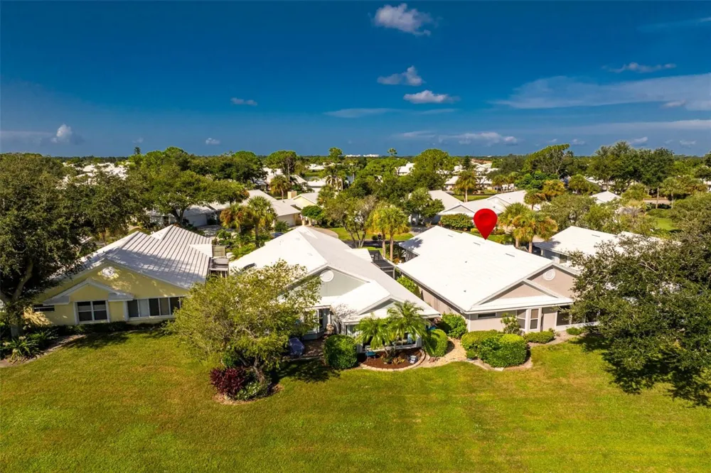 718 BRIGHTSIDE CRESCENT DRIVE #10 Venice, FL 34293