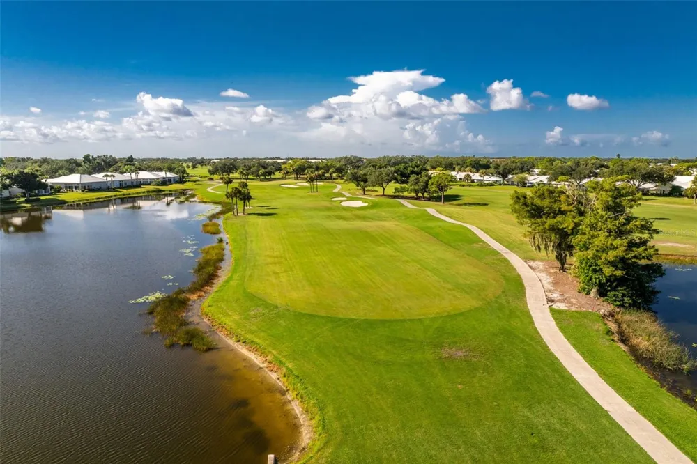 718 BRIGHTSIDE CRESCENT DRIVE #10 Venice, FL 34293