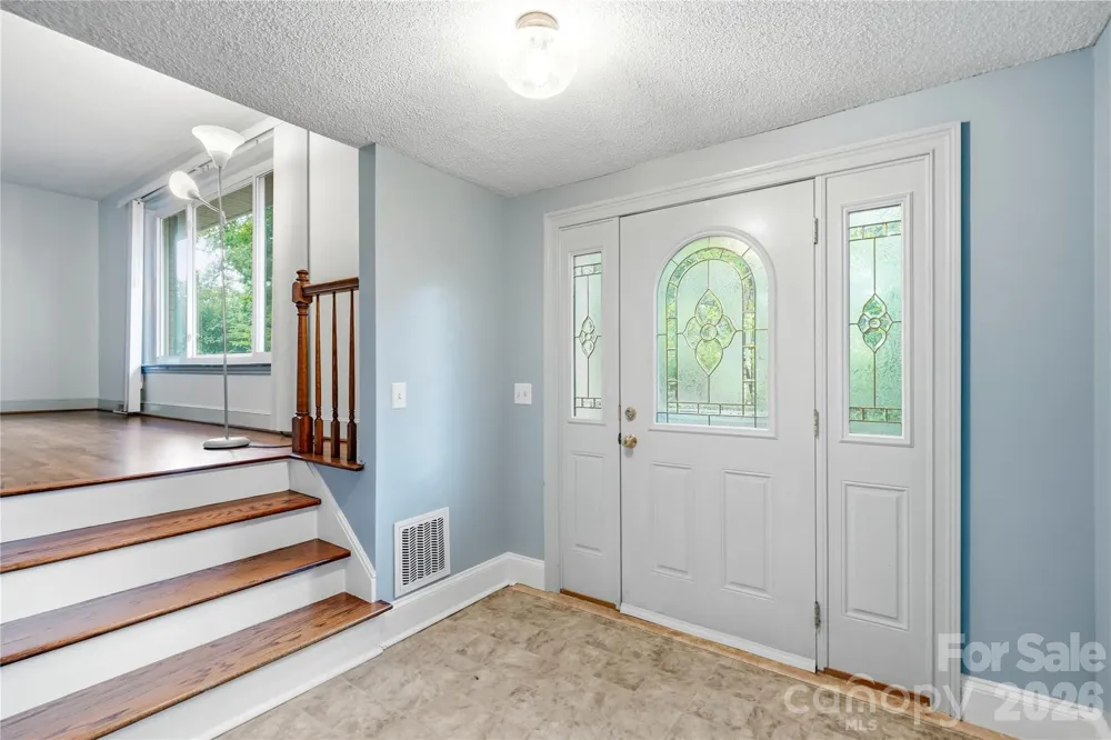 4819 Carousel Drive Charlotte, NC 28212