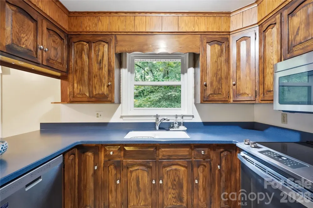 4819 Carousel Drive Charlotte, NC 28212