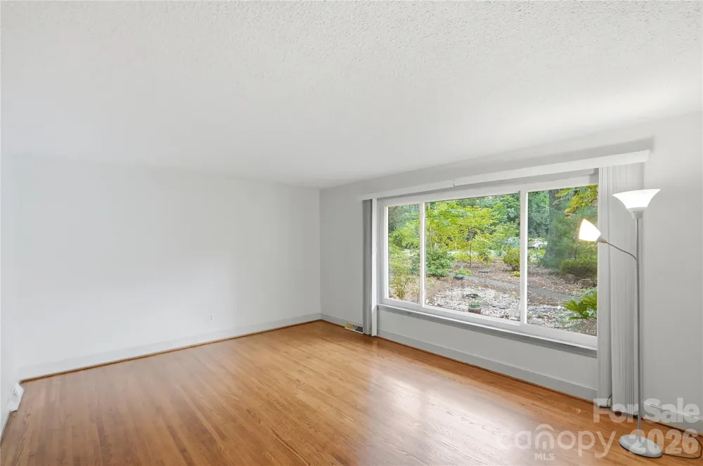 4819 Carousel Drive Charlotte, NC 28212