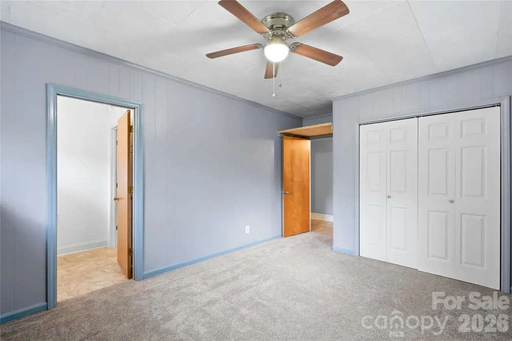4819 Carousel Drive Charlotte, NC 28212