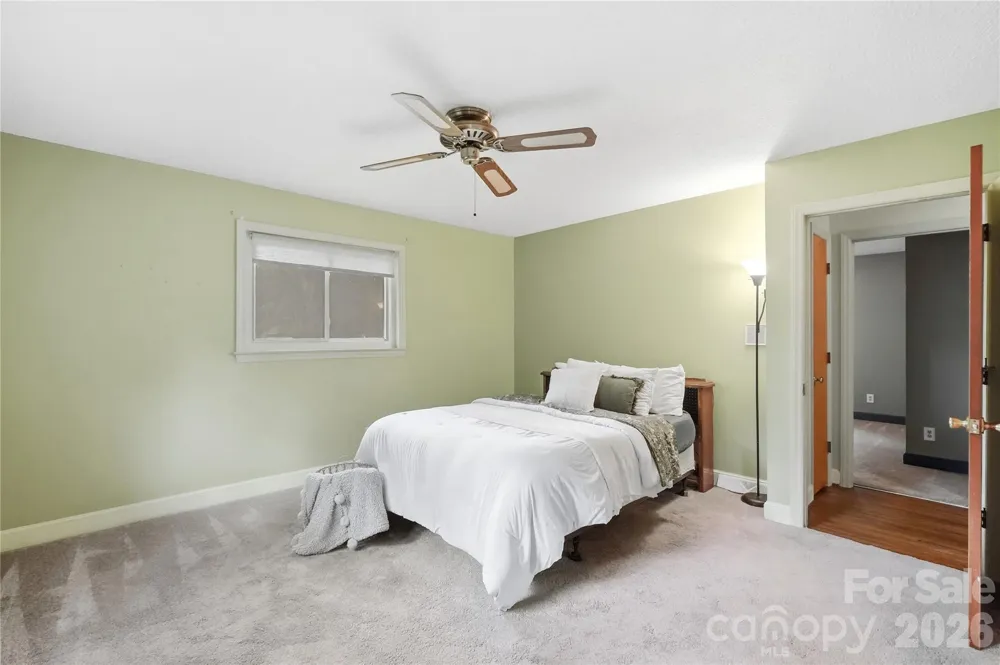 4819 Carousel Drive Charlotte, NC 28212