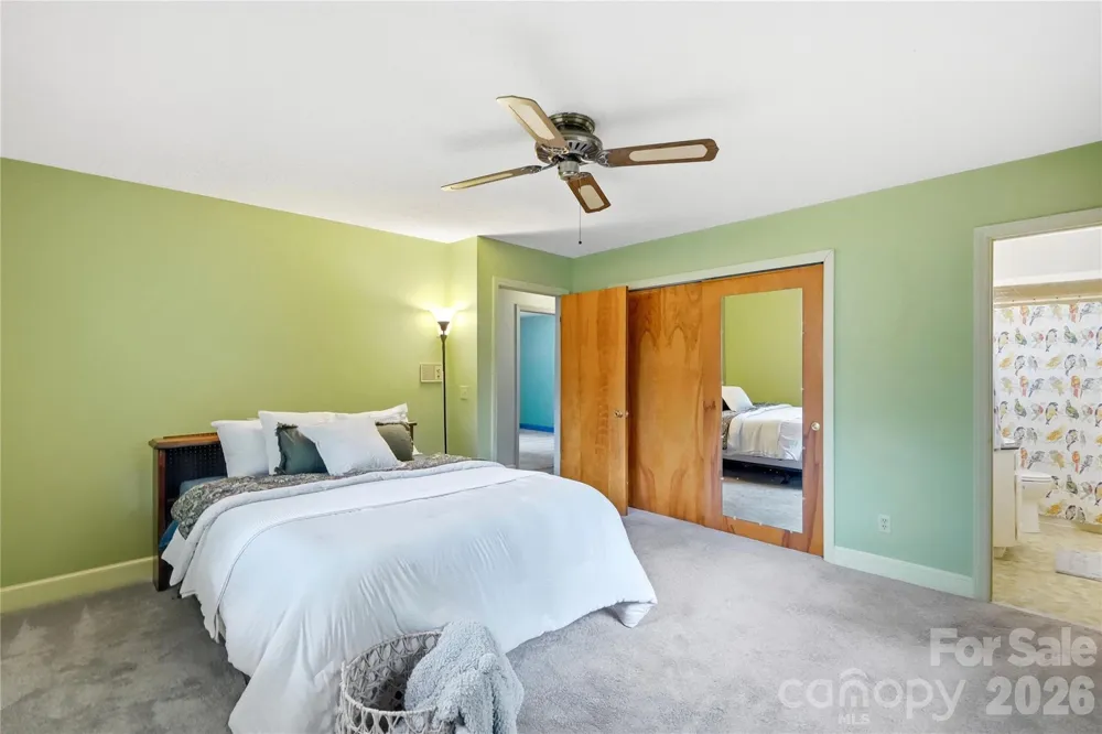 4819 Carousel Drive Charlotte, NC 28212