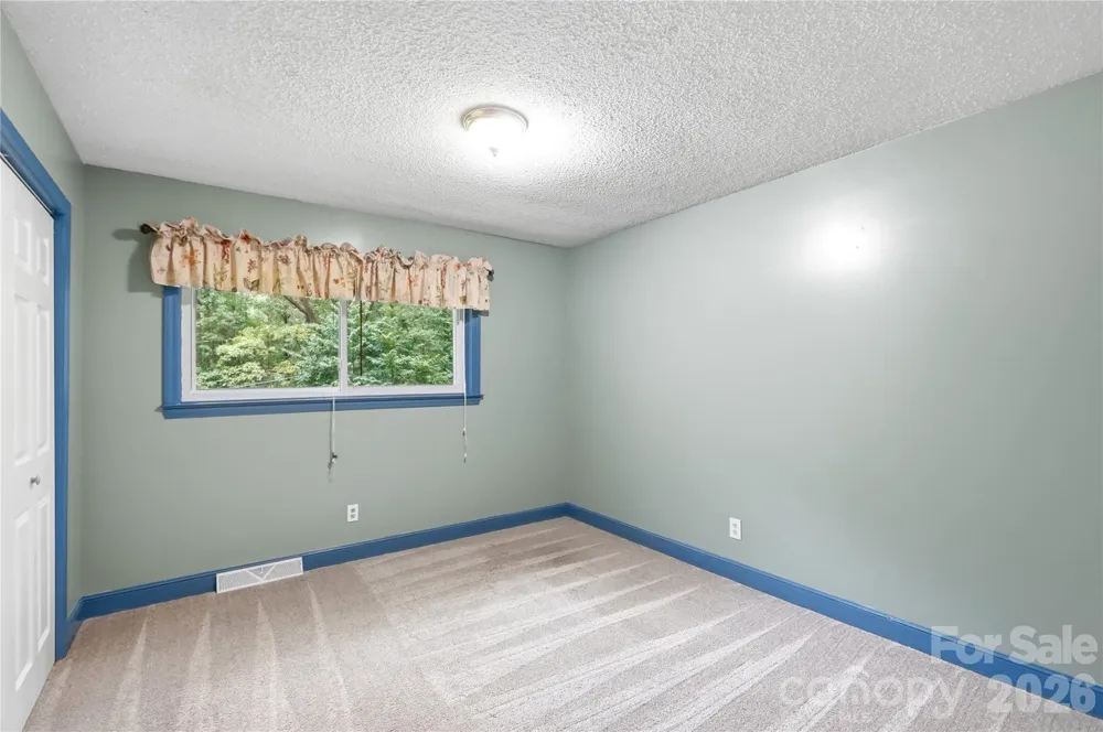 4819 Carousel Drive Charlotte, NC 28212