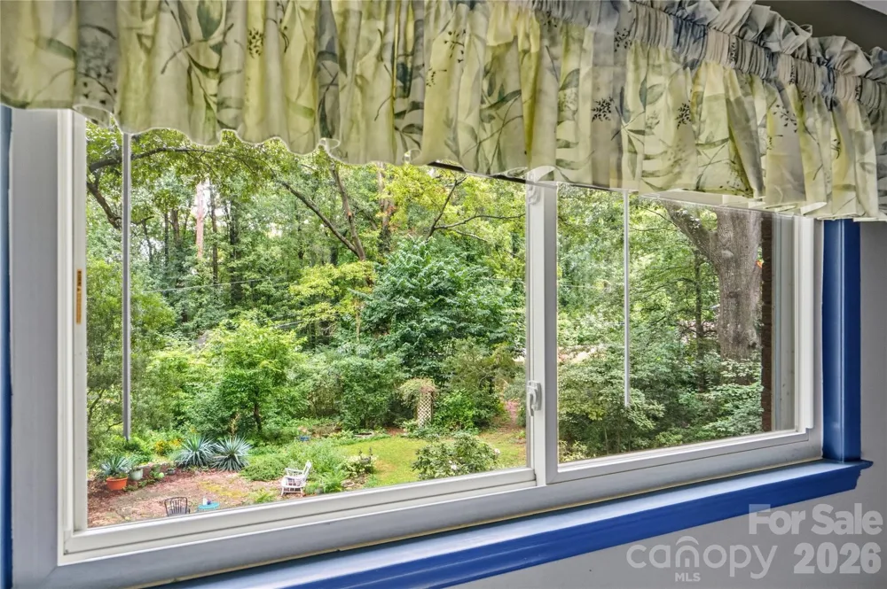 4819 Carousel Drive Charlotte, NC 28212