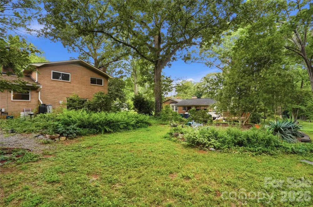4819 Carousel Drive Charlotte, NC 28212