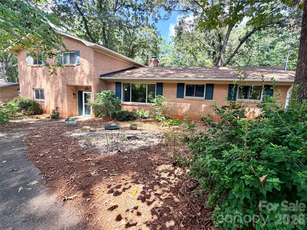 4819 Carousel Drive Charlotte, NC 28212