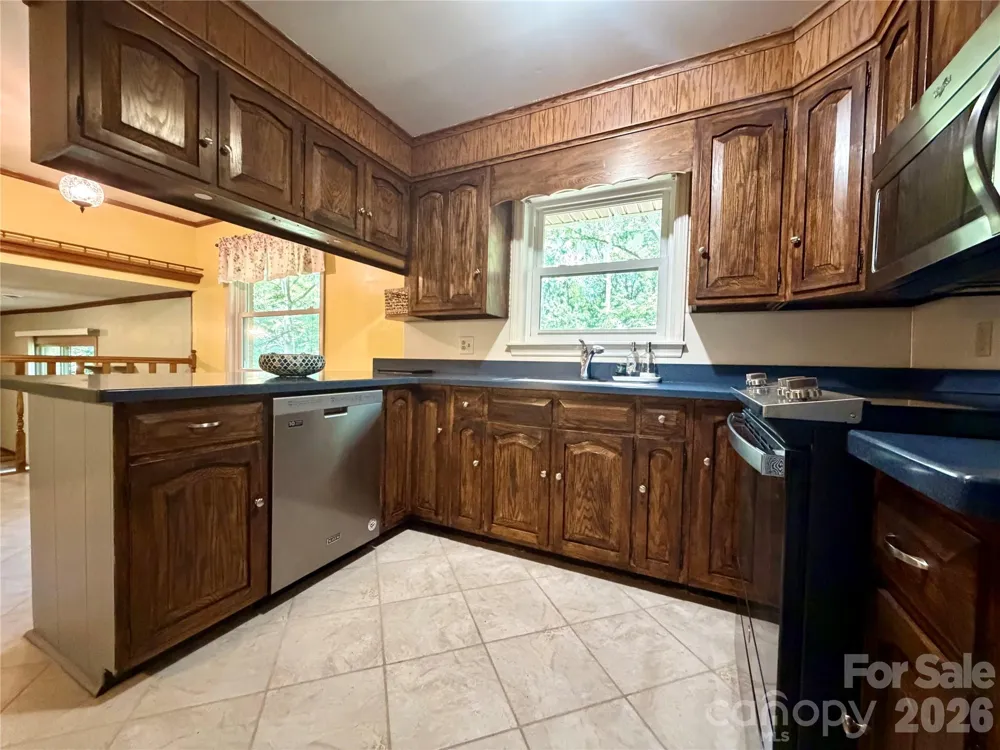 4819 Carousel Drive Charlotte, NC 28212