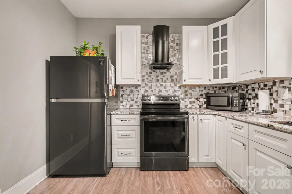 1042 Rosewood Drive Dallas, NC 28034