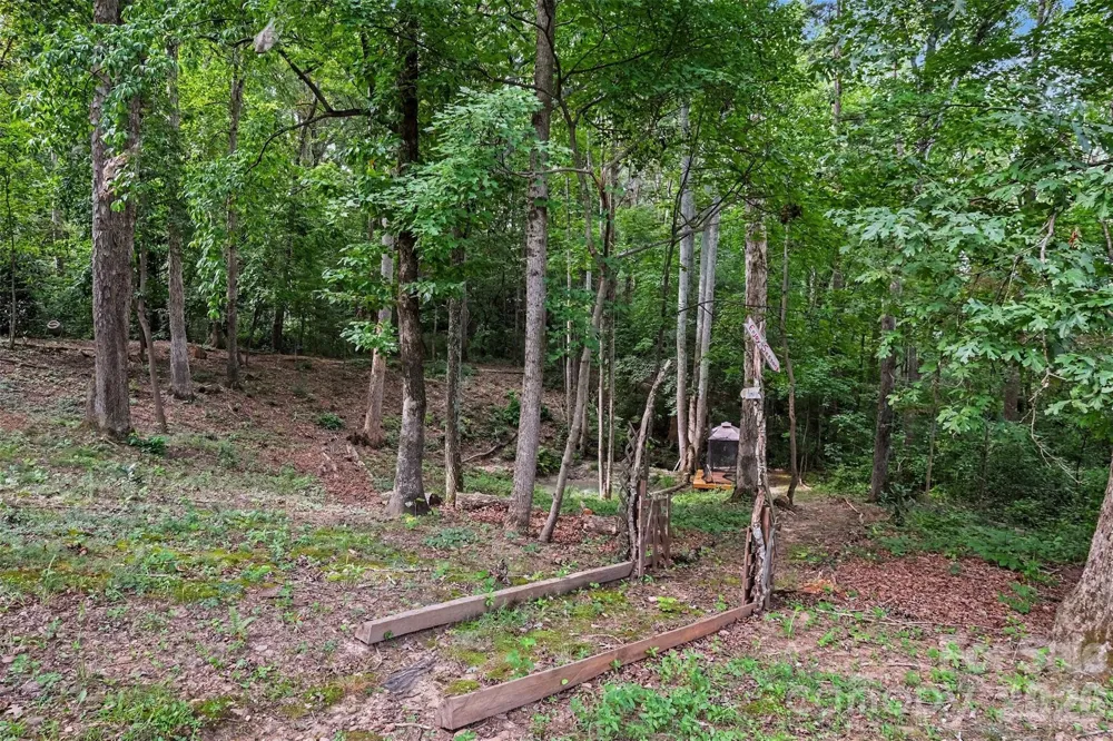 1042 Rosewood Drive Dallas, NC 28034