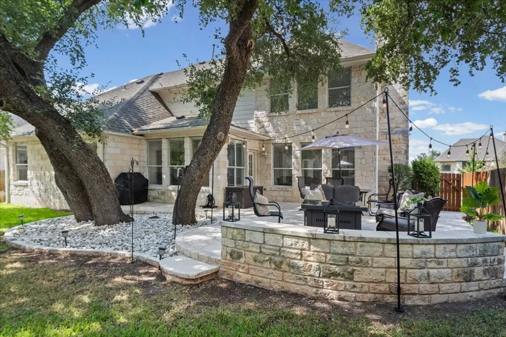 2005 Forest Hill Cove Round Rock, TX 78665