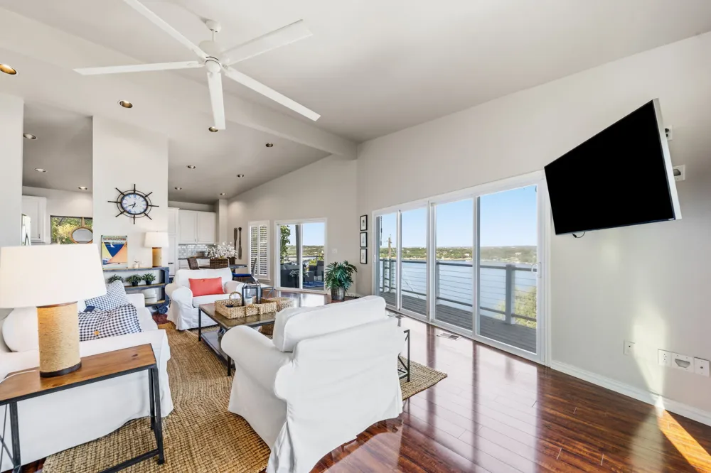 1715 Buffalo Gap Road Austin, TX 78734