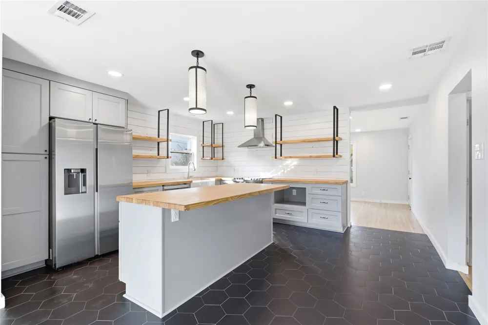 905 E 53rd Street Austin, TX 78751