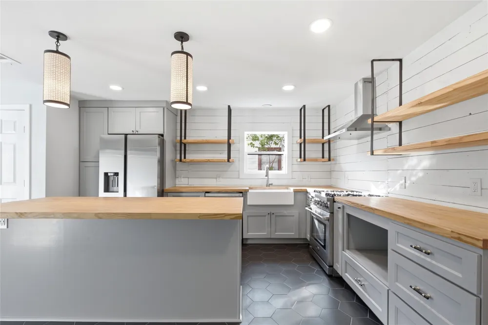 905 E 53rd Street Austin, TX 78751