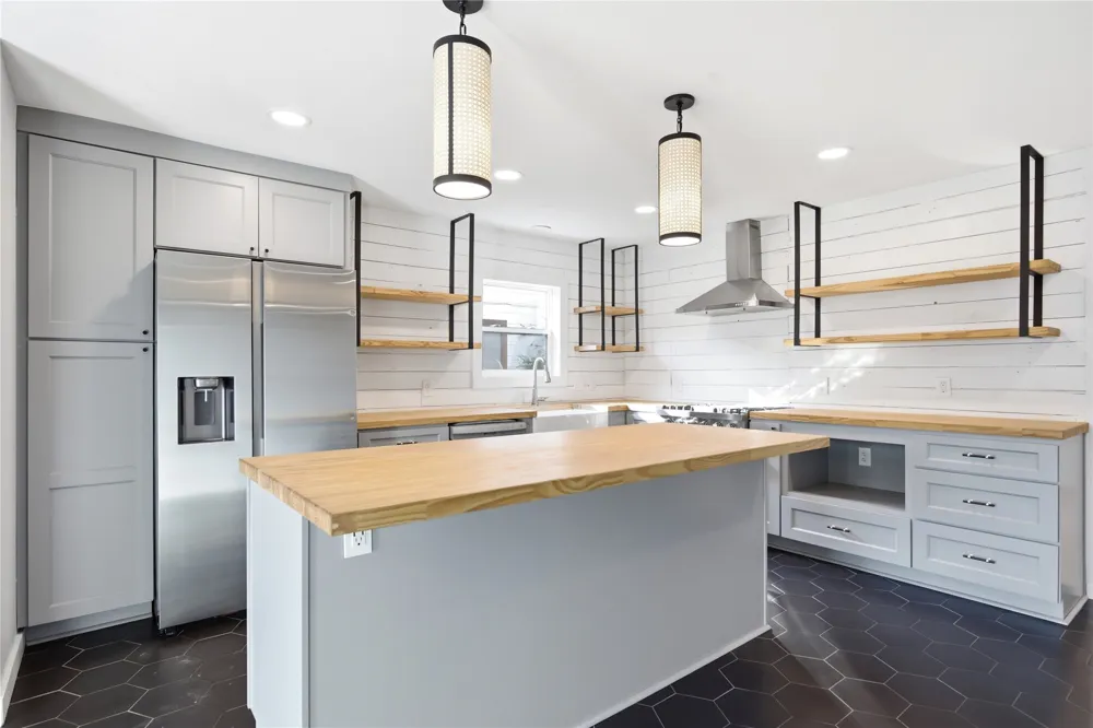 905 E 53rd Street Austin, TX 78751