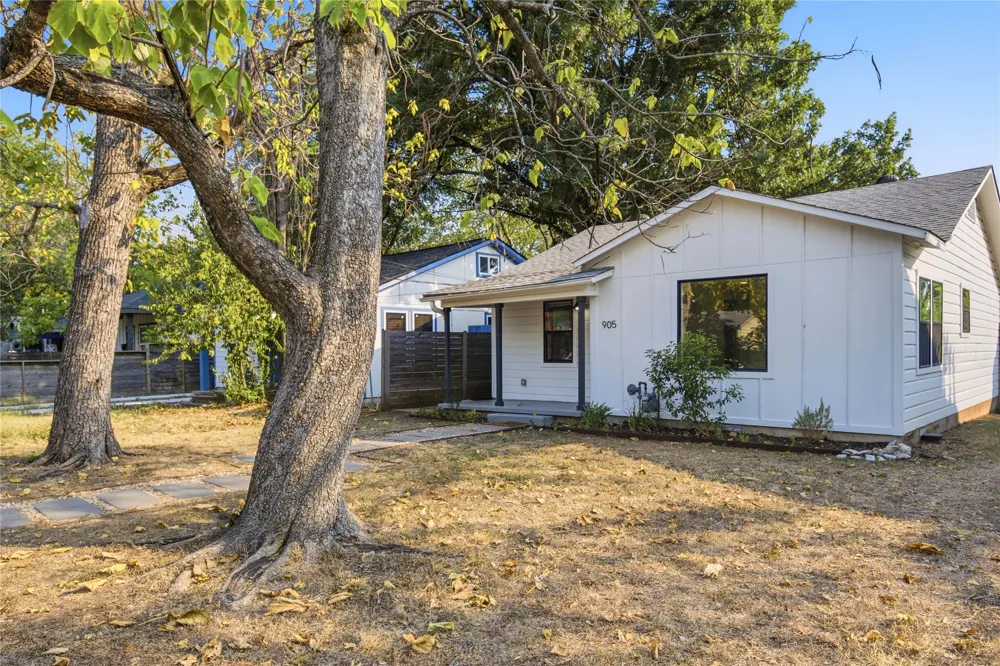905 E 53rd Street Austin, TX 78751