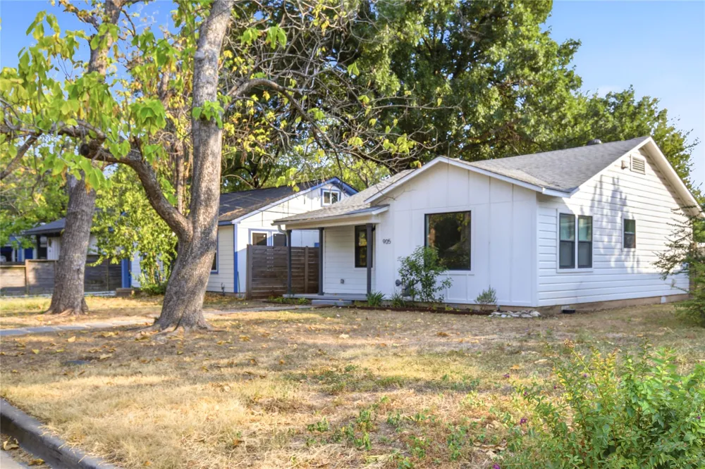 905 E 53rd Street Austin, TX 78751