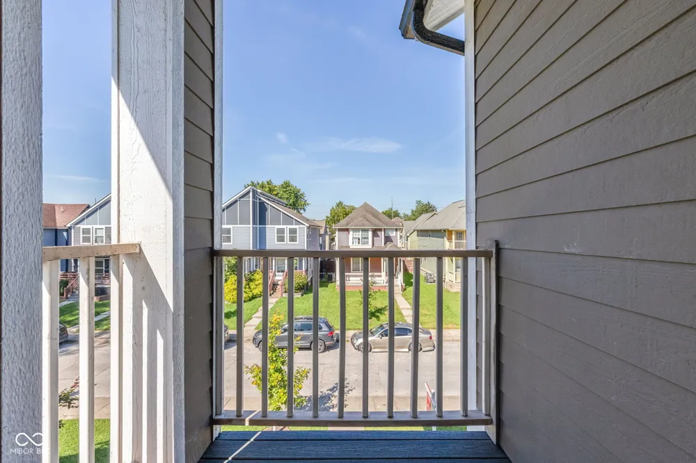 2047 Ruckle Street Indianapolis, IN 46202