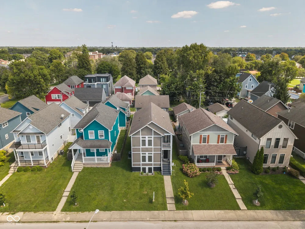 2047 Ruckle Street Indianapolis, IN 46202