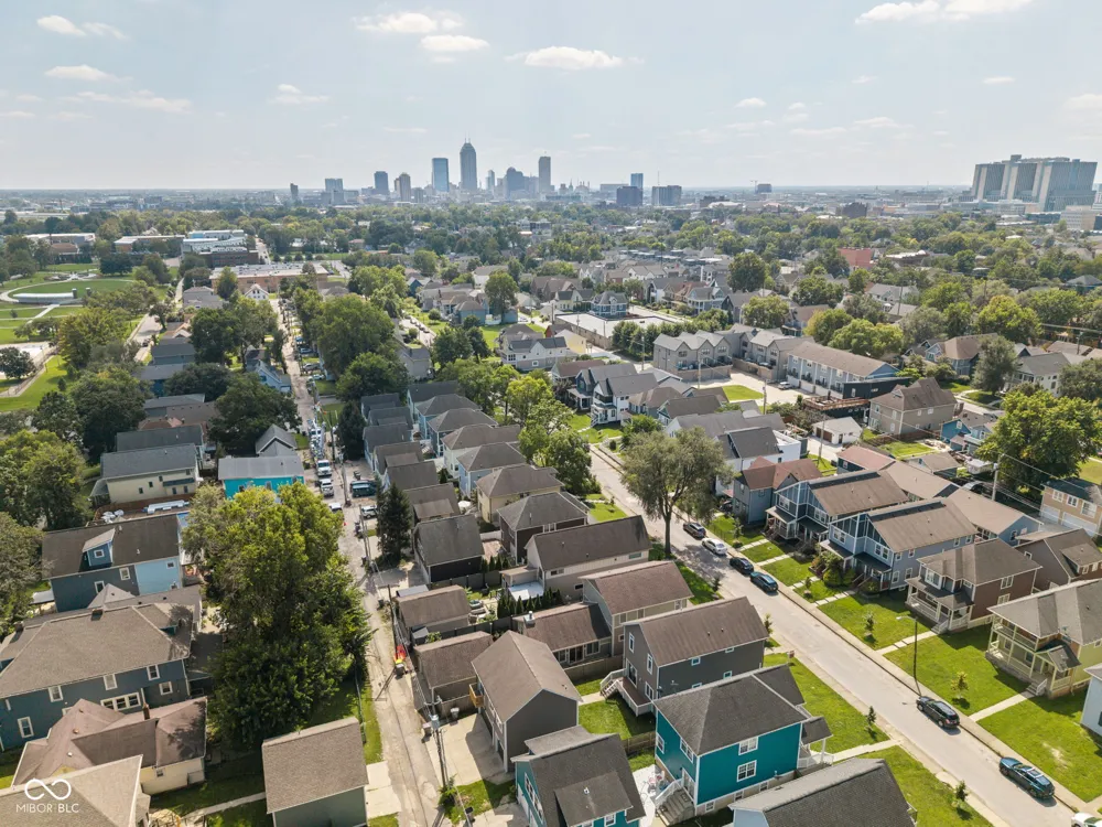 2047 Ruckle Street Indianapolis, IN 46202
