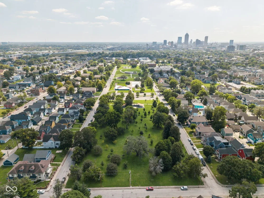2047 Ruckle Street Indianapolis, IN 46202