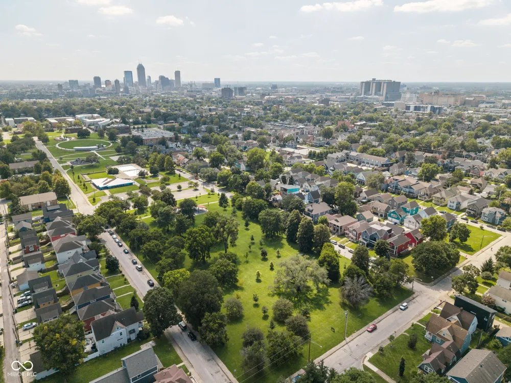 2047 Ruckle Street Indianapolis, IN 46202