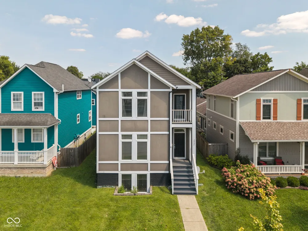 2047 Ruckle Street Indianapolis, IN 46202