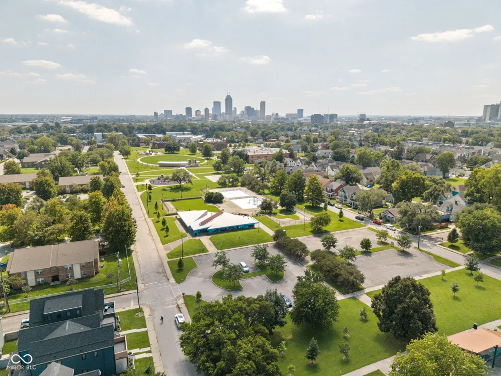 2047 Ruckle Street Indianapolis, IN 46202