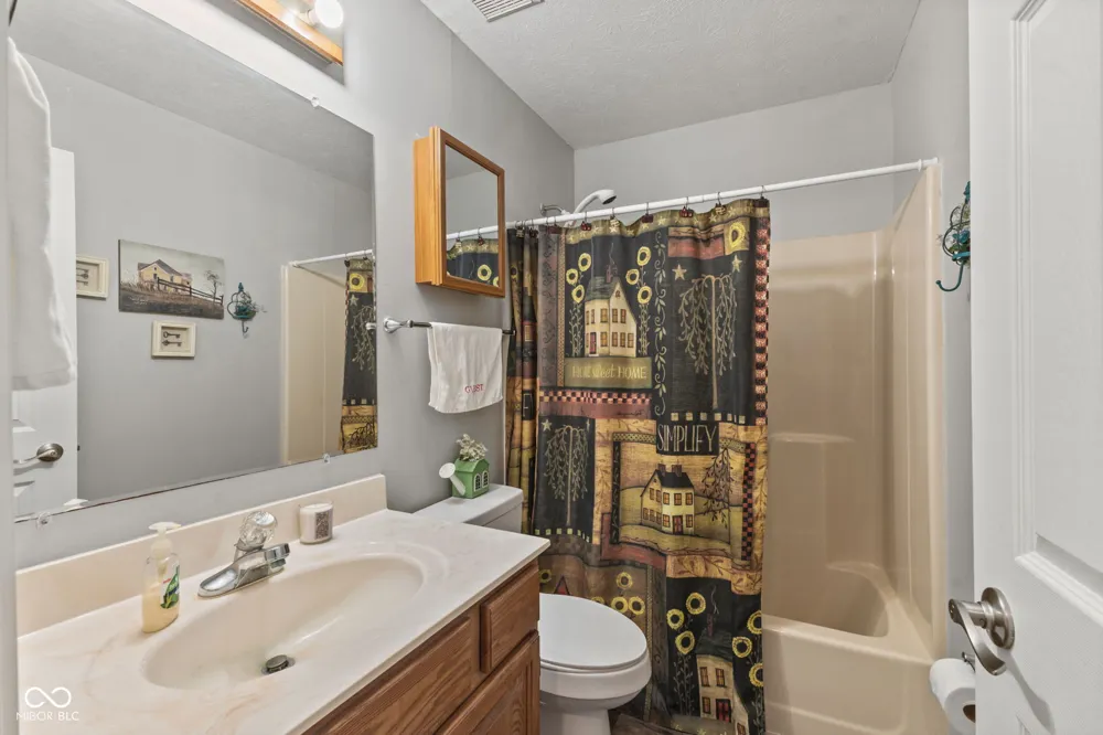 1360 Kanterbury Lane Mooresville, IN 46158