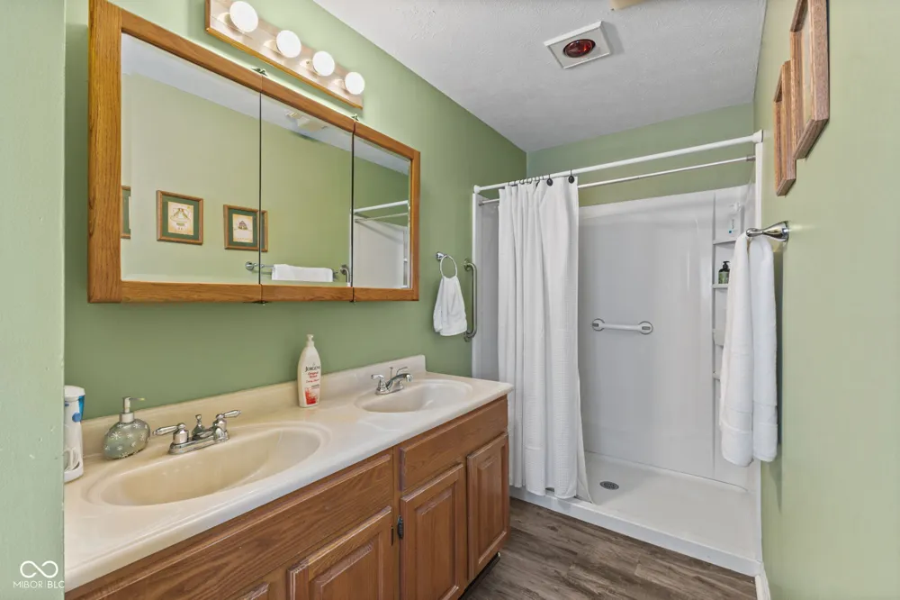 1360 Kanterbury Lane Mooresville, IN 46158