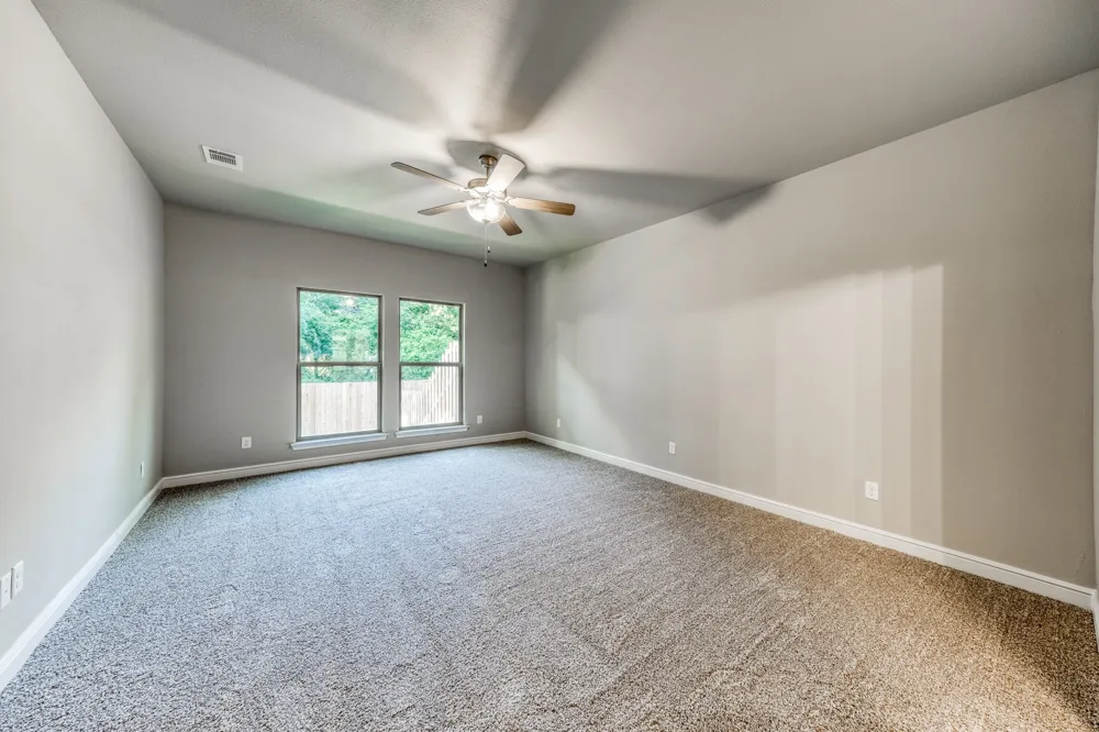 506 W OAK STREET Weatherford, TX 76086