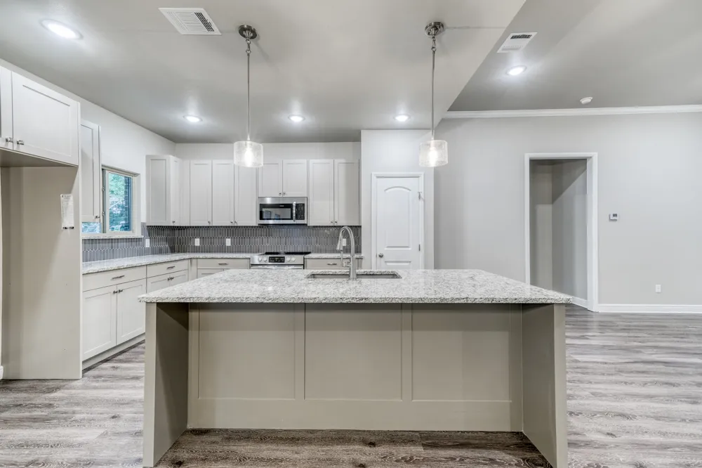 506 W OAK STREET Weatherford, TX 76086