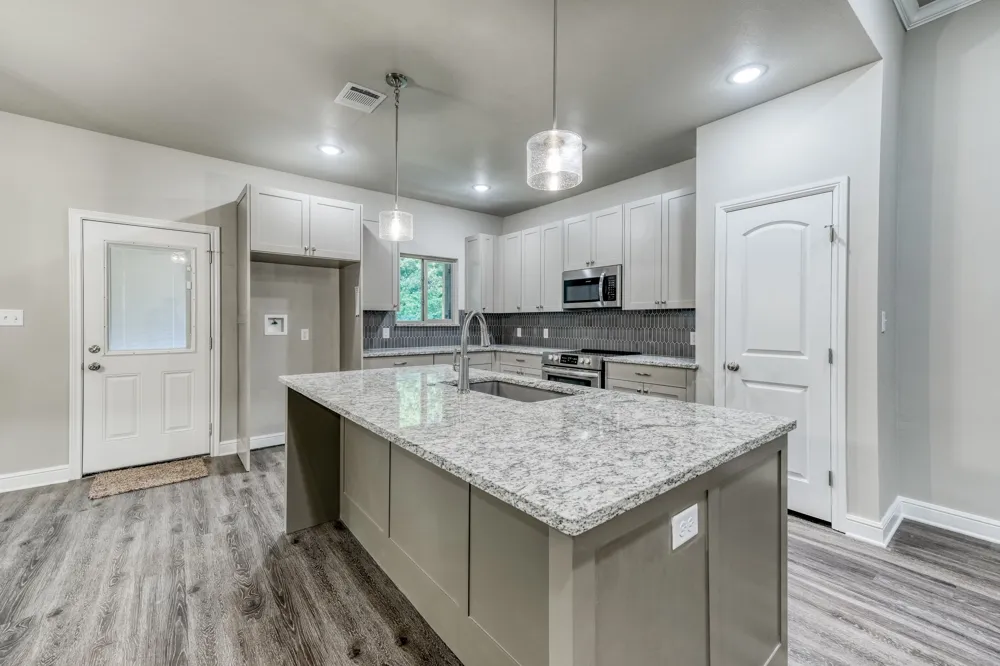 506 W OAK STREET Weatherford, TX 76086