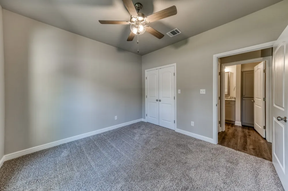 506 W OAK STREET Weatherford, TX 76086