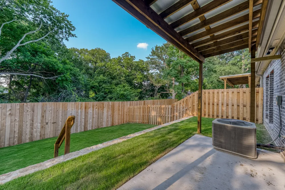 506 W OAK STREET Weatherford, TX 76086