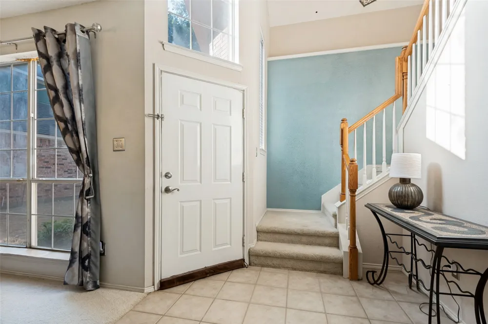 2116 Pritchard Drive Grapevine, TX 76051