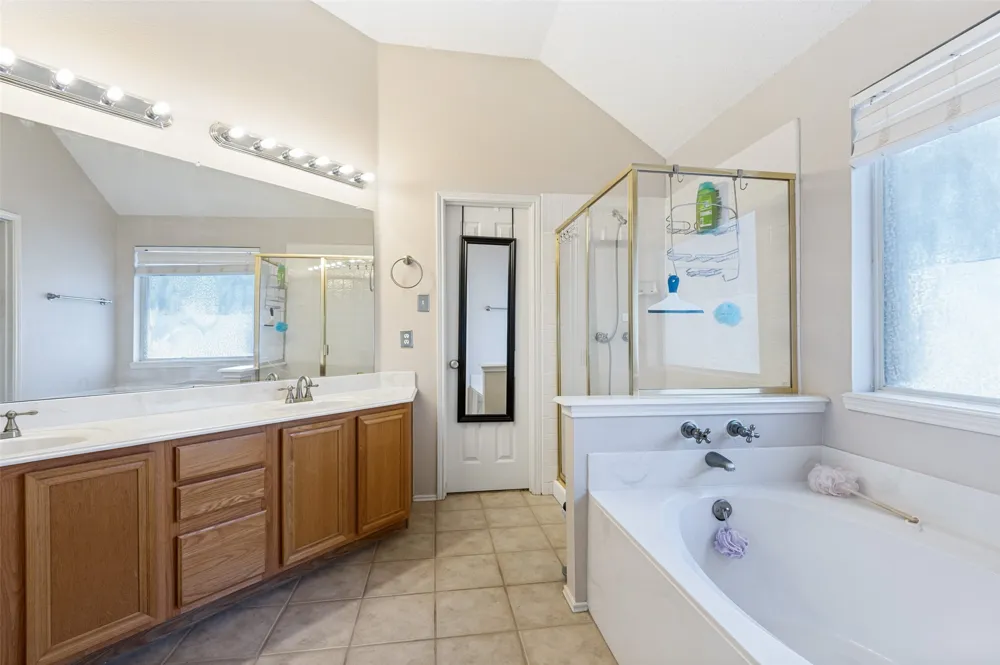 2116 Pritchard Drive Grapevine, TX 76051