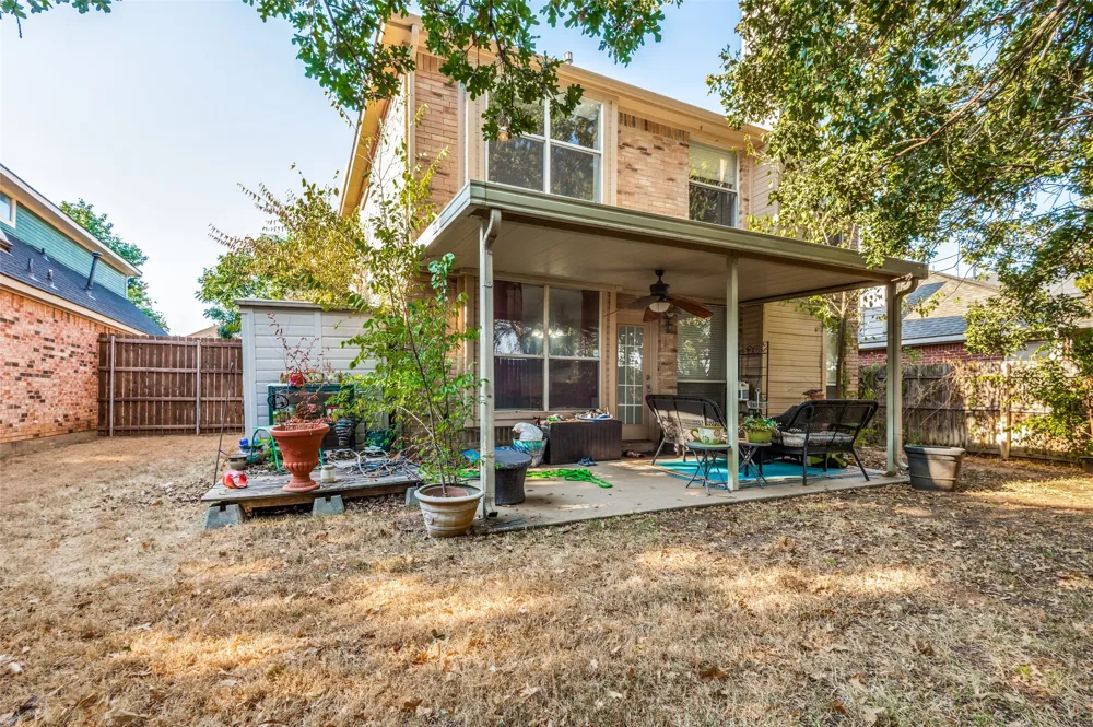 2116 Pritchard Drive Grapevine, TX 76051